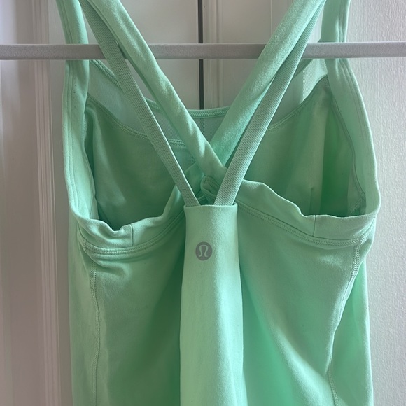 Lululemon light green tank top - Picture 2 of 2